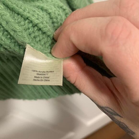 St John’s Bay Green Knit Chunky Sweater with Wooden looking button size XL - Picture 5 of 6